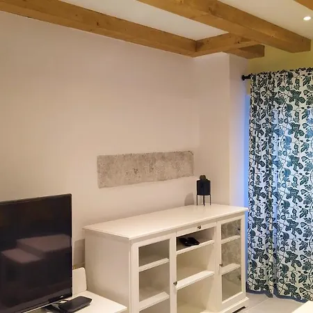 Guest house Luxury - Old Soul With A New Heart Cres